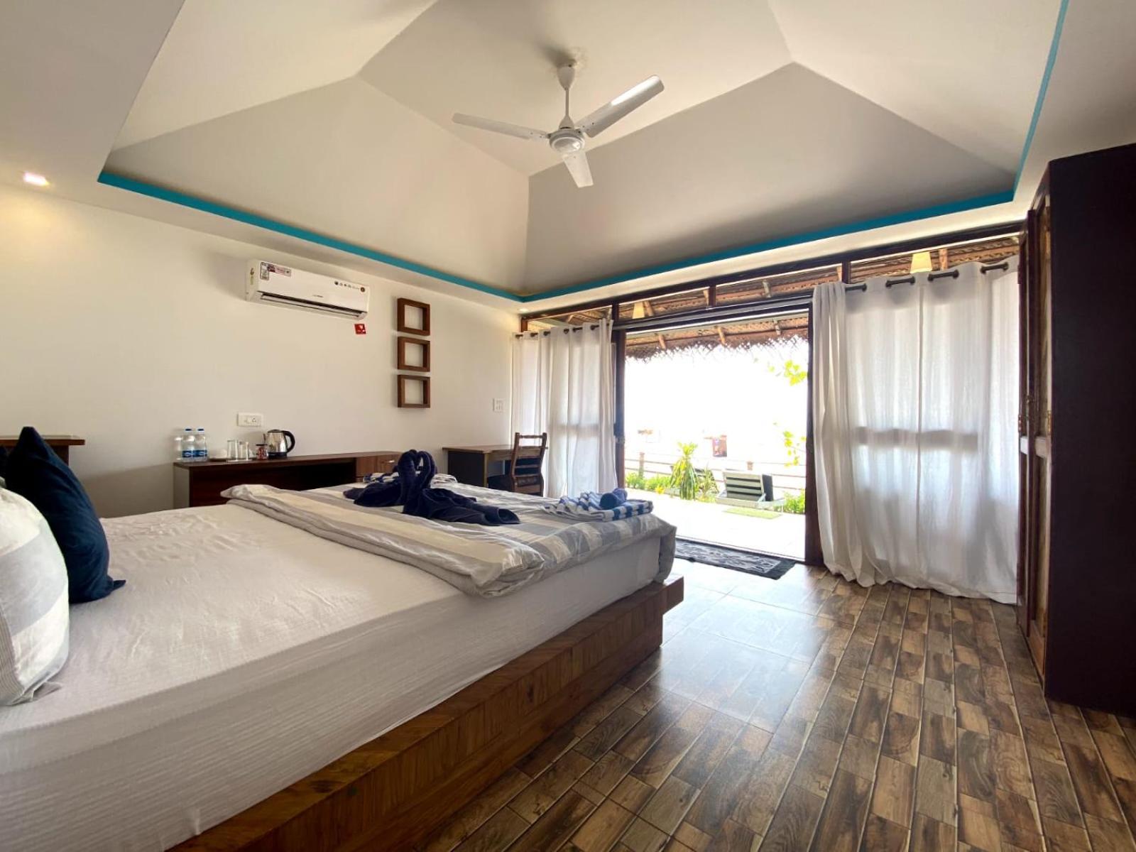 The Coast Beach Resort Agonda Exterior foto